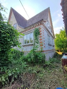 Юрівка, частина будинку, ділянка 4.71 соток, ПРИВАТИЗОВАНА, центр села