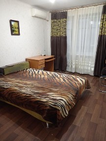 Сдам 1-к на пр. Поля. В доме не отключают свет!