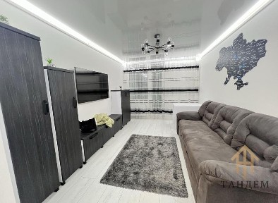 Оренда 2 кім. кв по вул. Злуки