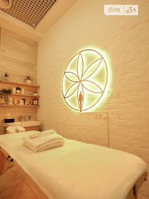 Здається спеціальне приміщення на вул. Коновальця Євгена 44А, площа 12 кв. м • ID 33590151