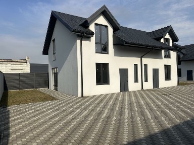 Продаж будинку вул. Гетьнана Сагайдачного