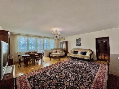 Аренда 4 спальни, 2 ванные, 3 этаж, Барбюса 40, Предславинская