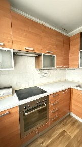 Вул. Р. Рейгана 4а (Драйзера ), двокімнатна квартира.