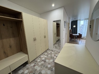 Оренда стильноі євродвушки, опалення, ліфт, вода працюють завжди