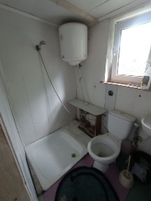 Времянка, Дубово ВікЖан, є холодильник, без пральної машинки, можна з