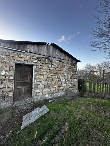 Дача з гарним розташуванням