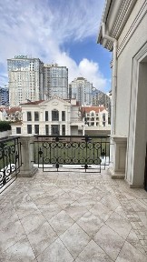 Продам дом с ремонтом в престижном комплексе Королевские сады