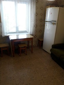 Сдам 1-ком. кв. 2/5 на КОСМОСЕ ( р- н ВАРУСА)