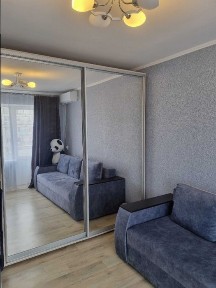 Продам 1к на Красном Камне