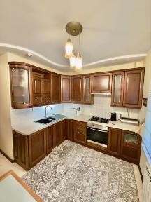 Оренда дворівневої 5 кімнатної квартири Генерала Воробйова 13а