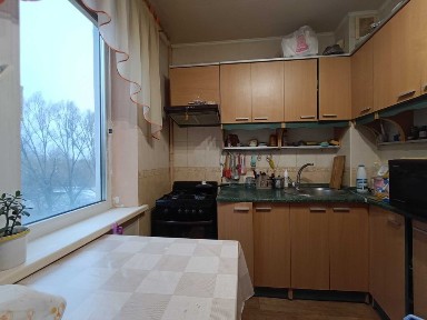 Продам 1 квартиру з капітальним ремонтом на Салтівці