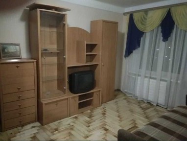 Сдается 1 к. кв. по ул. Чаривная, напротив кафе Гюлистан