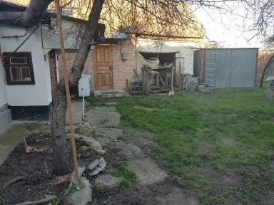 Продається частина будинку, р-н Телецентру