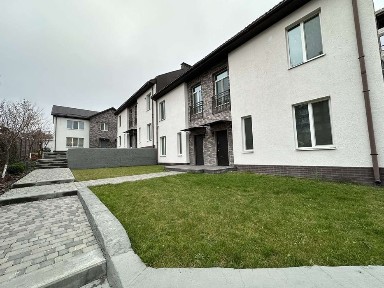 Продам Таунхаус на Победе-4 2 уровня с террасой