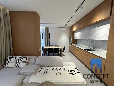 Продам дизайнерскую 3к студию в ЖК Комфорт Сити. Бассейн. <a href='/newbuilding/4960/view/zk-comfort-city'>Comfort City</a>