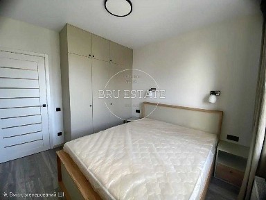 Оренда 1к квартири Варшавський Плюс вул Івана Виговського 42 генератор