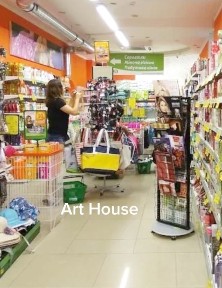 Фасад! Два входи, Бажана 10, магазин, клініка, ін. Осокорки