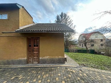 Оренда 1к будинку вул. Кринична центр