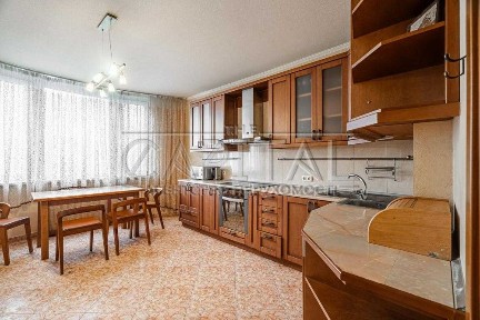 Продаж / Квартира / пр-т Валерія Лобановського 126 г