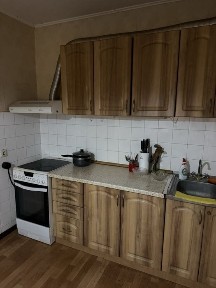 Київ, Дарницький, вулиця Анни Ахматової 13Б