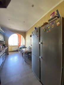 Продам 2к квартиру, в клубному будинку на вул. Вахтанга Кікабідзе, 12