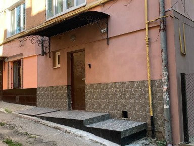 Подобова квартира, район вул. Кобилянської.