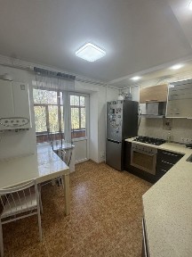 Сдам 3-х комнатную квартиру с АГВ возле копейки на пр. Мира