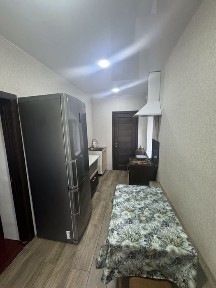 Сдам полдома на Музыченко ! 2 комнаты, новая кухня и санузел