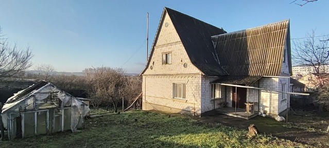 Продається будинок в районі Ощадбанку. 66000$