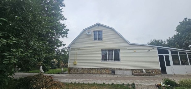Продається капітальний будинок Вороньків 300 м2