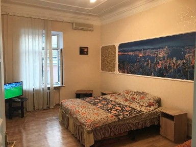 Хрещатик 26б Вільна зараз! вул. Прорізна 10, 3 кімнати окремі, є світло