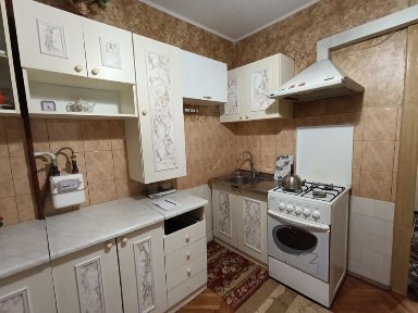 Оренда 2к. кв. вул. Київська поблизу АТБ