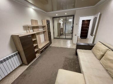 Продам 1к квартиру з новим ремонтом Березинка