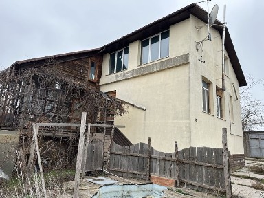 Продам 2х этажный каменный дом со всеми удобствами по ул. Фонтанная