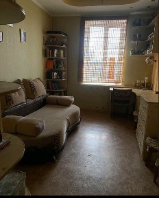 Трьохкімнатна сталінка на Карачунах. Студентська 4.