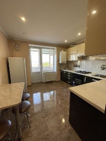 Оренда 2 кім кв вул. Вовчинецька, біля мостаT