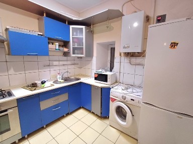 Продаю 2х кв. в центре за 