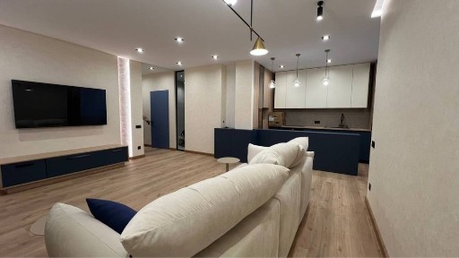 Сдается 2- комнатная квартира 51 жемчужина. Аркадия