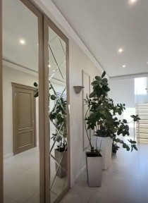 Автономный Стильный новый будинок у моря