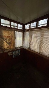 Продам двухкомнатную квартиру в р-не Дома Мебели. 2 балкона