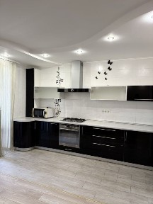 Продаж квартири з автономним опаленням в центрі міста