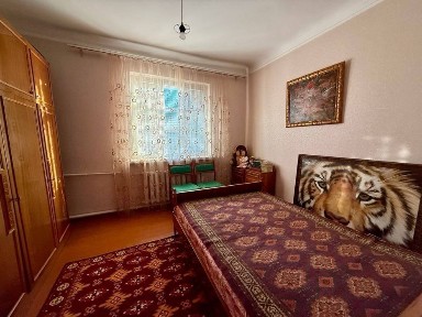 Продаж 1 поверхового будинку з гаражем і ділянкою на 10 соток, 89.8 кв. м, 4 кімнати, на вул. Козацька (Володарського) • ID 33821758