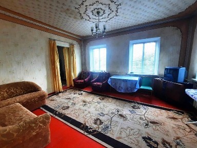 Продам дом в Березановке с большим участком