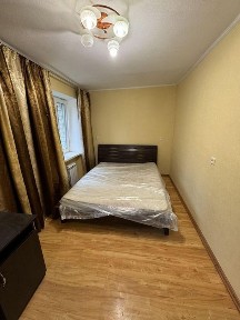 3-х кімнатна квартира в цегляному будинку, до метро 5 хв. Павлове Поле