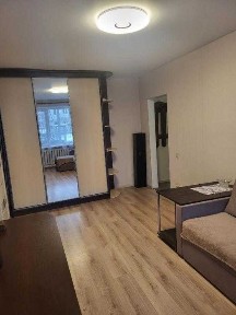 Продам 2 комнатную квартиру на Холодной Горе с капитальным ремонтом