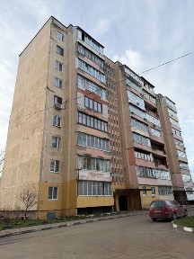 Простора 3-кімнатна квартира м. Стрий вул. Грабовецька