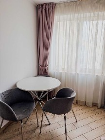 ТЕРМІНОВО 2 кімнатна квартира з кухнею СТУДІЄЮ з РЕМОНТОМ та ТЕХНІКОЮ