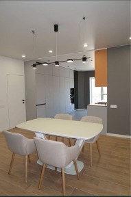 Цегляний будинок із сучасним ремонтом, 563376