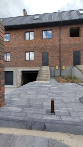 Таунхаус на 3 поверхи з гаражем та бомбосховищем