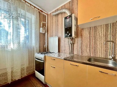 Здам 1 кімнатну квартиру на Проспекті перемоги біля ринку.